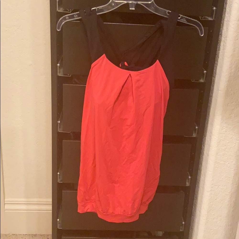 Lulu lemon workout top